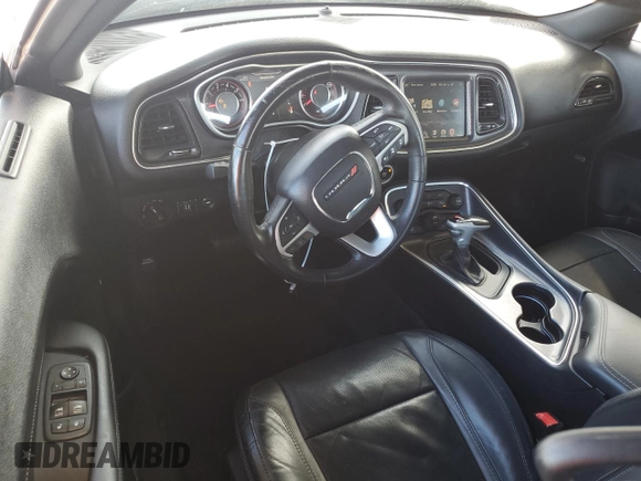 2016 Dodge Challenger SXT with VIN 2C3CDZAG6GH149251, listed as a Copart auction lot 61848075 with 25,383 mi miles and Clean title. Bid and sale history available at DreamBid. Image 8.