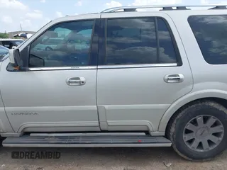 2004 Lincoln Navigator Luxury with VIN 5LMFU27R74LJ35777, listed as a IAAI auction lot 42706528 with 231,014 mi miles and . Bid and sale history available at DreamBid. Image 14.