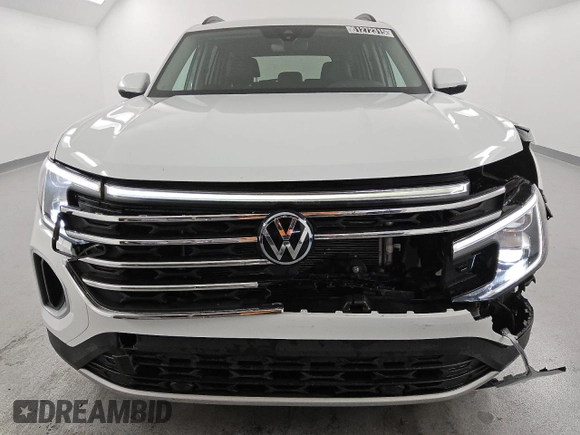 2024 Volkswagen Atlas SE with VIN 1V2WR2CA0RC536554, listed as a Copart auction lot 61272315 with 41,506 mi miles and Clean title. Bid and sale history available at DreamBid. Image 5.