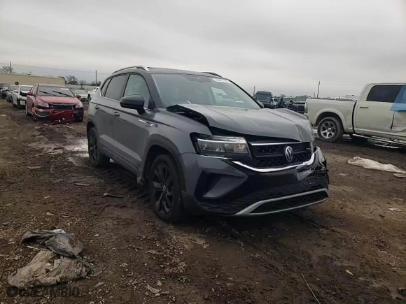 2024 Volkswagen Taos SE with VIN 3VVEX7B29RM095551, listed as a Copart auction lot 45427185 with 15,600 mi miles and Salvage Title. Bid and sale history available at carsss.com. Image 11.