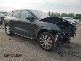 2015 Porsche Cayenne Turbo with VIN WP1AC2A28FLA82086, listed as a Copart auction lot 59860125 with 113,414 mi miles and Salvage title. Bid and sale history available at DreamBid. Image 4.