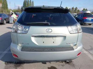 2008 Lexus RX with VIN 2T2HK31U68C090638, listed as a IAAI auction lot 42136578 with 97,610 mi miles. Bid and sale history available at carsss.com. Image 16.