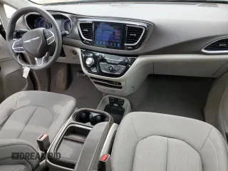 2017 Chrysler Pacifica Touring L with VIN 2C4RC1BG4HR844767, listed as a Copart auction lot 52745525 with 98,412 mi miles and Salvage Title. Bid and sale history available at DreamBid. Image 8.