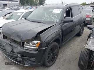 2018 Volkswagen Atlas SE with VIN 1V2DP2CA6JC600310, listed as a IAAI auction lot 42256570 with 29,912 mi miles and . Bid and sale history available at DreamBid. Image 2.