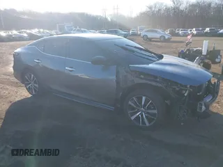 2020 Nissan Maxima S z VIN 1N4AA6BVXLC378168, wystawiony jako IAAI lot #41755070 z przebiegiem 67 274 mil mil oraz . Historia ofert i sprzedaży dostępna na DreamBid. Obrazek 1.
