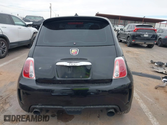 2012 FIAT 500 Abarth z VIN 3C3CFFFH3CT381608, wystawiony jako IAAI lot #41432123 z przebiegiem 116 920 mil mil oraz . Historia ofert i sprzedaży dostępna na DreamBid. Obrazek 17.