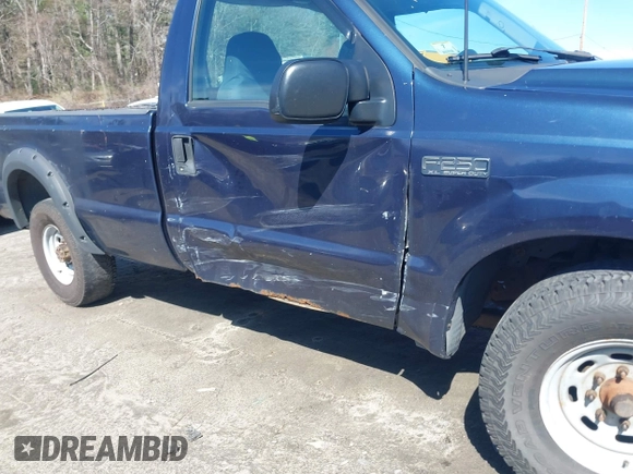 2002 Ford Super Duty F-250 XL with VIN 1FTNF20L92EA36463, listed as a IAAI auction lot 41994490 with 113,802 mi miles. Bid and sale history available at carsss.com. Image 6.