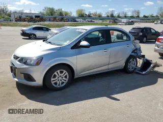 2018 Chevrolet Sonic LS с VIN 1G1JB5SHXJ4136217, выставлен на аукционе Copart как лот 52906665 с пробегом 61 514 миль миль и Списание • Salvage title. История ставок и продаж доступна на DreamBid. Изображение 1.