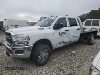 2024 Ram 2500 Tradesman with VIN 3C6UR5HJ0RG131253, listed as a Copart auction lot 88338205 with 3,018 mi miles and Salvage Title. Bid and sale history available at carsss.com. Image 1.