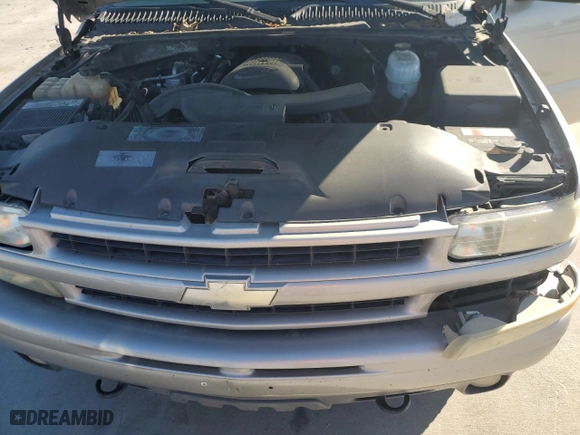 2005 Chevrolet Tahoe Z71 with VIN 1GNEK13T25R230273, listed as a Copart auction lot 81730804 with 355,575 mi miles and Non Repairable. Bid and sale history available at carsss.com. Image 12.