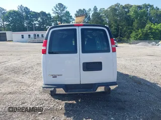 2022 Chevrolet Express Cargo with VIN 1GCWGAF75N1203256, listed as a IAAI auction lot 42294950 with 39,756 mi miles and . Bid and sale history available at DreamBid. Image 17.