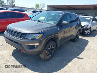 2021 Jeep Compass Trailhawk with VIN 3C4NJDDB8MT529176, listed as a IAAI auction lot 41984762 with 122,412 mi miles and . Bid and sale history available at DreamBid. Image 2.