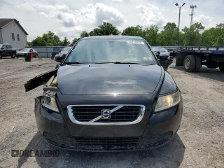 2008 Volvo S40 2.4L z VIN YV1MS382982350935, wystawiony jako Copart lot #60416945 z przebiegiem 77 593 mil mil oraz Szkoda całkowita • Salvage title. Historia ofert i sprzedaży dostępna na DreamBid. Obrazek 5.