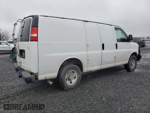 2006 Chevrolet Express Cargo Van with VIN 1GCGG25V061171537, listed as a Copart auction lot 44305285 with 98,495 mi miles and Salvage Title. Bid and sale history available at carsss.com. Image 3.