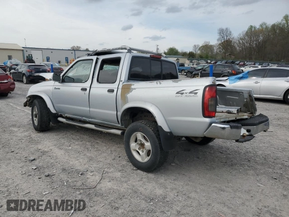 2000 Nissan Frontier XE with VIN 1N6ED27Y1YC396562, listed as a Copart auction lot 49518015 with 429,708 mi miles and Clean title. Bid and sale history available at DreamBid. Image 2.