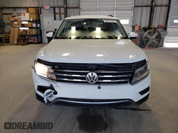 2018 Volkswagen Tiguan SEL with VIN 3VV3B7AX6JM078407, listed as a Copart auction lot 68257194 with 172,801 mi miles and Salvage title. Bid and sale history available at DreamBid. Image 5.
