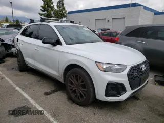 2021 Audi SQ5 Premium Plus with VIN WA1B4AFY5M2040854, listed as a Copart auction lot 45117073 with 42,940 mi miles. Bid and sale history available at carsss.com. Image 4.