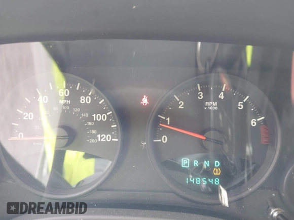 2011 Jeep Compass Latitude with VIN 1J4NT1FB1BD192076, listed as a IAAI auction lot 42121930 with 148,548 mi miles. Bid and sale history available at carsss.com. Image 7.
