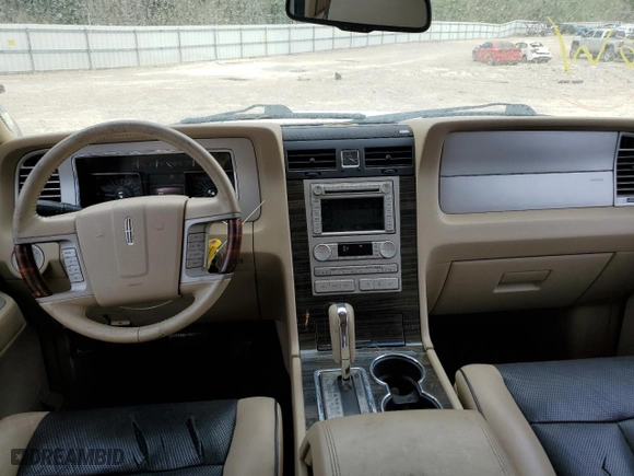 2008 Lincoln Navigator with VIN 5LMFU27578LJ03561, listed as a Copart auction lot 50010335 with 178,036 mi miles and Salvage Title. Bid and sale history available at carsss.com. Image 8.