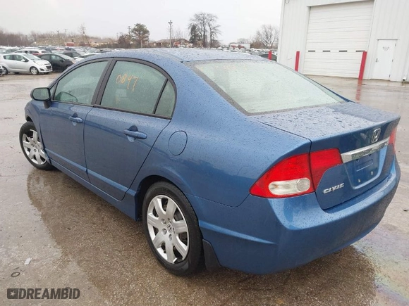 2010 Honda Civic Sdn LX with VIN 19XFA1F51AE015941, listed as a IAAI auction lot 41710847 with 133,929 mi miles. Bid and sale history available at carsss.com. Image 3.