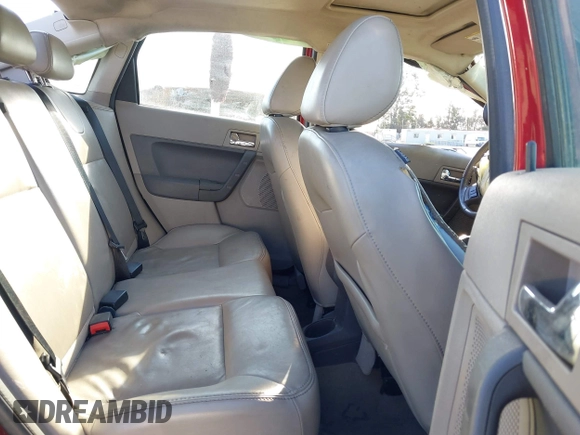 2009 Ford Focus SEL with VIN 1FAHP37N49W106730, listed as a IAAI auction lot 41838457 with 103,718 mi miles. Bid and sale history available at carsss.com. Image 8.