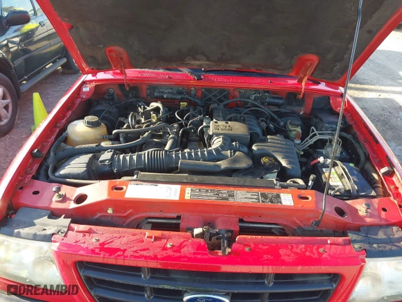 2002 Ford Ranger XL with VIN 1FTYR10D02TA29906, listed as a IAAI auction lot 41782082 with 197,563 mi miles. Bid and sale history available at carsss.com. Image 10.