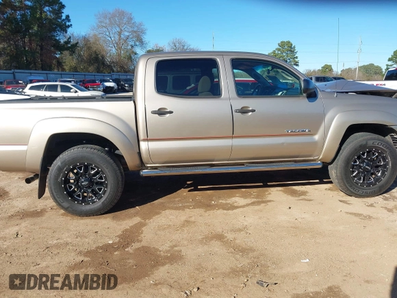 2008 Toyota Tacoma PreRunner with VIN 5TEJU62N78Z509695, listed as a IAAI auction lot 41163580 with 195,659 mi miles. Bid and sale history available at carsss.com. Image 14.
