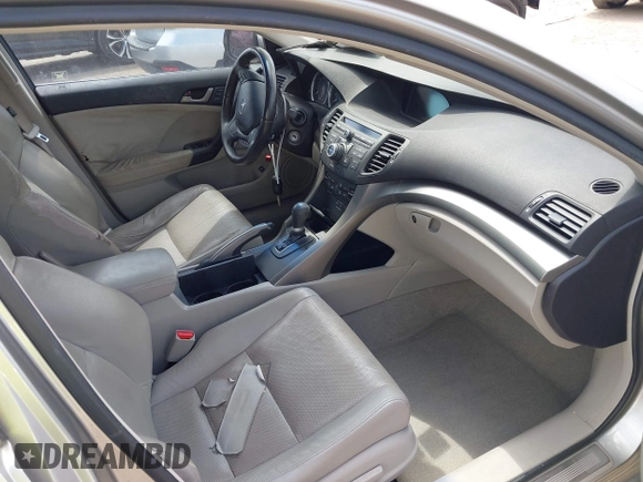 2010 Acura TSX with VIN JH4CU2F65AC034748, listed as a IAAI auction lot 42533805 with 95,625 mi miles and . Bid and sale history available at DreamBid. Image 5.