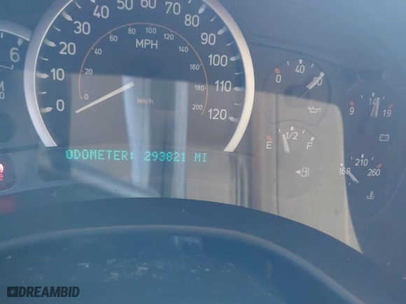 2005 Hummer H2 SUV with VIN 5GRGN23U65H101545, listed as a IAAI auction lot 41426274 with 293821 miles. Bid and sale history available at carsss.com. Image 7.
