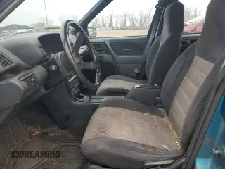 1993 Chevrolet Cavalier with VIN 1G1JC8444P7213714, listed as a Copart auction lot 43815125 with 226,411 mi miles and Salvage Title. Bid and sale history available at DreamBid. Image 7.
