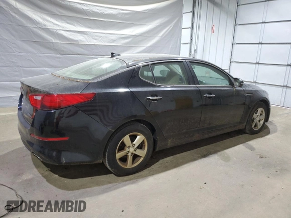 2015 Kia Optima LX z VIN 5XXGM4A77FG413983, wystawiony jako Copart lot #58971875 z przebiegiem 167 689 mil mil oraz Czysty tytuł • Clean title. Historia ofert i sprzedaży dostępna na DreamBid. Obrazek 3.
