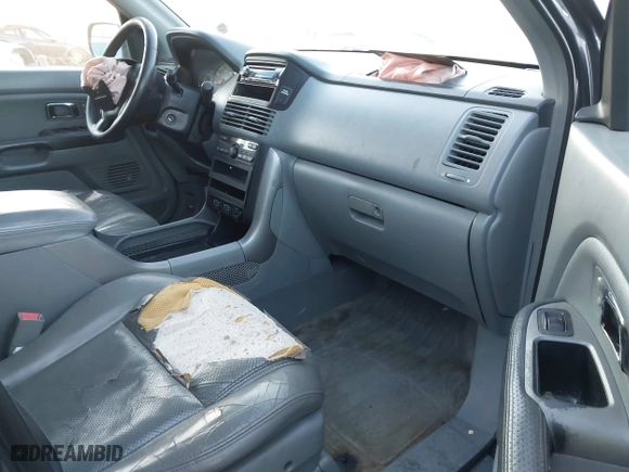 2005 Honda Pilot EX-L with NAVI with VIN 2HKYF187X5H514571, listed as a IAAI auction lot 41746538 with 276,994 mi miles. Bid and sale history available at carsss.com. Image 5.