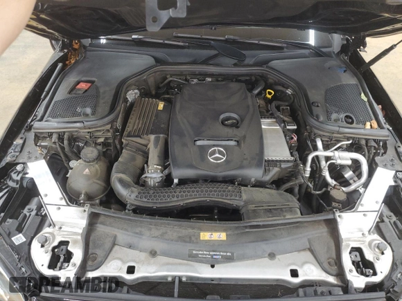 2017 Mercedes-Benz E 300 Luxury with VIN WDDZF4KB5HA054823, listed as a Copart auction lot 63022395 with 60,890 mi miles and Salvage title. Bid and sale history available at DreamBid. Image 11.