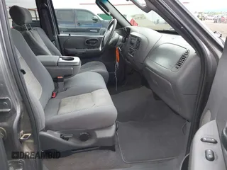 2003 Ford F-150 XLT with VIN 1FTRW07L63KC37168, listed as a IAAI auction lot 42267955 with 191,612 mi miles and . Bid and sale history available at DreamBid. Image 5.