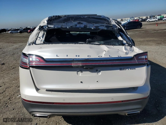 2019 Lincoln Nautilus Reserve with VIN 2LMPJ8L90KBL50590, listed as a Copart auction lot 49996625 with 65,164 mi miles and Salvage Title. Bid and sale history available at carsss.com. Image 6.
