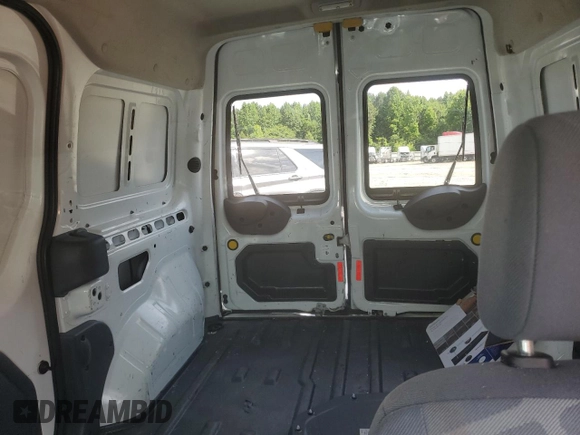 2013 Ford Transit Connect XLT z VIN NM0LS7DN5DT130184, wystawiony jako Copart lot #61374645 z przebiegiem Nie podano mil oraz Szkoda całkowita • Salvage title. Historia ofert i sprzedaży dostępna na DreamBid. Obrazek 10.