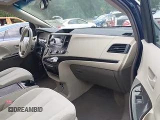 2012 Toyota Sienna LE AAS с VIN 5TDKK3DC7CS268098, выставлен на аукционе IAAI как лот 42451544 с пробегом 265 316 миль миль и . История ставок и продаж доступна на DreamBid. Изображение 5.