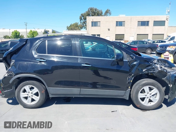 2019 Chevrolet Trax LT z VIN KL7CJLSB9KB912284, wystawiony jako IAAI lot #42298398 z przebiegiem 103 053 mil mil oraz . Historia ofert i sprzedaży dostępna na DreamBid. Obrazek 14.