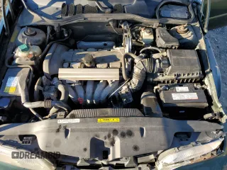 1999 Volvo S70 z VIN YV1LS55A3X2616614, wystawiony jako Copart lot #74897604 z przebiegiem 198 595 mil mil oraz Nie do naprawy. Historia ofert i sprzedaży dostępna na DreamBid. Obrazek 12.