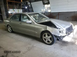 2004 Mercedes-Benz S-Class with VIN WDBNG75J64A406424, listed as a Copart auction lot 75541084 with 0 mi miles and Salvage Title. Bid and sale history available at carsss.com. Image 4.