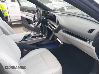 2024 Cadillac LYRIQ Luxury z VIN 1GYKPRRK6RZ104038, wystawiony jako IAAI lot #41521504 z przebiegiem Nie podano mil oraz . Historia ofert i sprzedaży dostępna na DreamBid. Obrazek 5.
