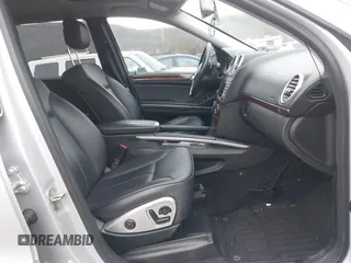 2012 Mercedes-Benz GL 450 z VIN 4JGBF7BE3CA765156, wystawiony jako IAAI lot #42035869 z przebiegiem 208 281 mil mil oraz . Historia ofert i sprzedaży dostępna na DreamBid. Obrazek 5.
