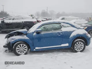 2019 Volkswagen Beetle S with VIN 3VWFD7ATXKM719544, listed as a IAAI auction lot 41565506 with 21,734 mi miles. Bid and sale history available at carsss.com. Image 14.