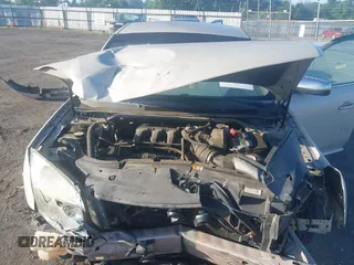 2008 Mercury Sable z VIN 1MEHM40W98G613626, wystawiony jako IAAI lot #42211664 z przebiegiem 199 497 mil mil oraz . Historia ofert i sprzedaży dostępna na DreamBid. Obrazek 10.