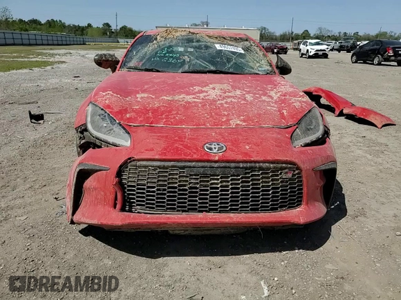 2023 Toyota 86 z VIN JF1ZNBB12P9762364, wystawiony jako Copart lot #49657495 z przebiegiem Nie podano mil oraz Nie do naprawy • Non repairable. Historia ofert i sprzedaży dostępna na DreamBid. Obrazek 11.