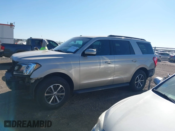 2018 Ford Expedition XLT with VIN 1FMJU1HT8JEA36709, listed as a IAAI auction lot 41754675 with 130,992 mi miles and . Bid and sale history available at DreamBid. Image 15.