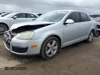 2008 Volkswagen Jetta SE with VIN 3VWRZ71K78M073068, listed as a Copart auction lot 47866115 with 121,071 mi miles and Salvage title. Bid and sale history available at DreamBid. Image 1.