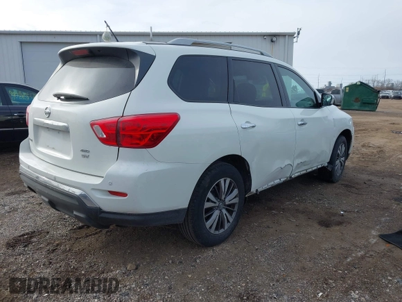 2018 Nissan Pathfinder SV z VIN 5N1DR2MM3JC661100, wystawiony jako IAAI lot #41539611 z przebiegiem 80 115 mil mil oraz . Historia ofert i sprzedaży dostępna na DreamBid. Obrazek 4.