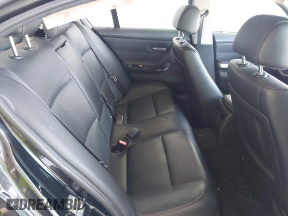 2011 BMW 3 Series 328i with VIN WBAPH7G54BNN07293, listed as a IAAI auction lot 42113254 with 128,118 mi miles. Bid and sale history available at carsss.com. Image 8.