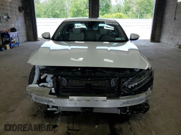 2021 Honda Accord EX-L with VIN 1HGCV1F50MA058005, listed as a Copart auction lot 63679815 with 33,428 mi miles and Salvage title. Bid and sale history available at DreamBid. Image 5.